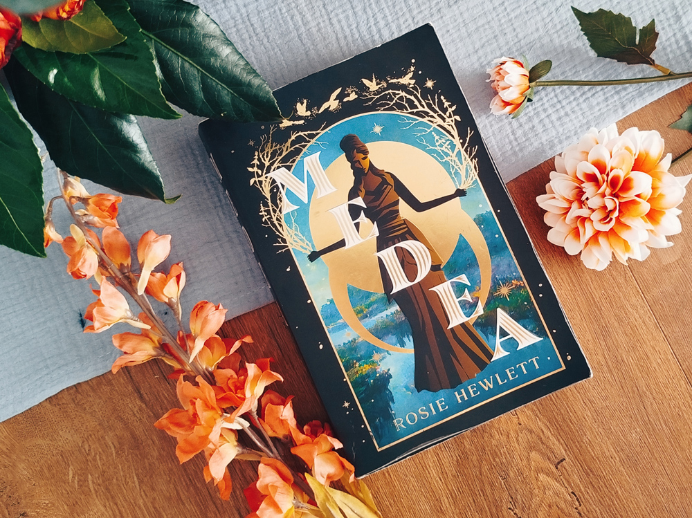 [Rezension] Rosie Hewlett –&nbsp;Medea